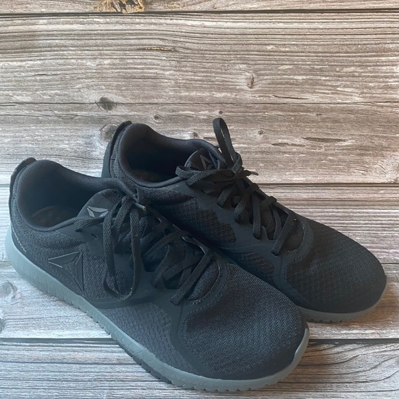 memory tech massage shoes